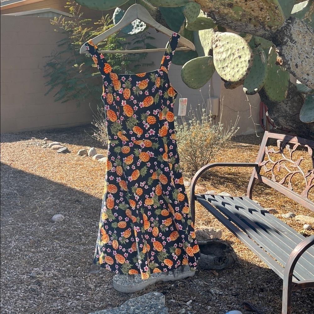 Pineapple Floral Sleeveless Dress - Black and Orange Ruby Rox Size 3